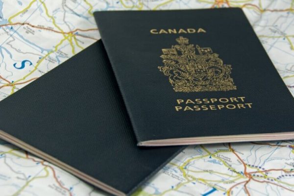Conseguir la ciudadanía Canadiense