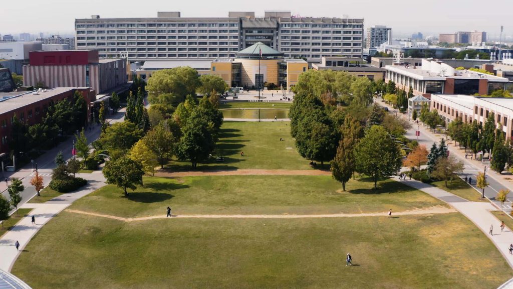 cuáles son las universidades más destacadas de Toronto